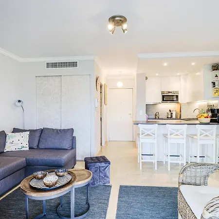 Apartment Le Lido - Piscine, Proche Cagnes-sur-Mer